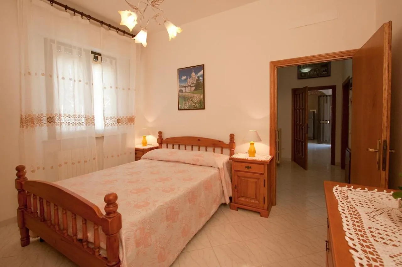 Casa Vacanze Papà Giuseppe Cortone